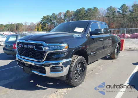 2025 Ram 1500 Big Horn 4X4 6'4 Box z USA, uszkodzony, nr VIN 1C6SRFMPXSN749880